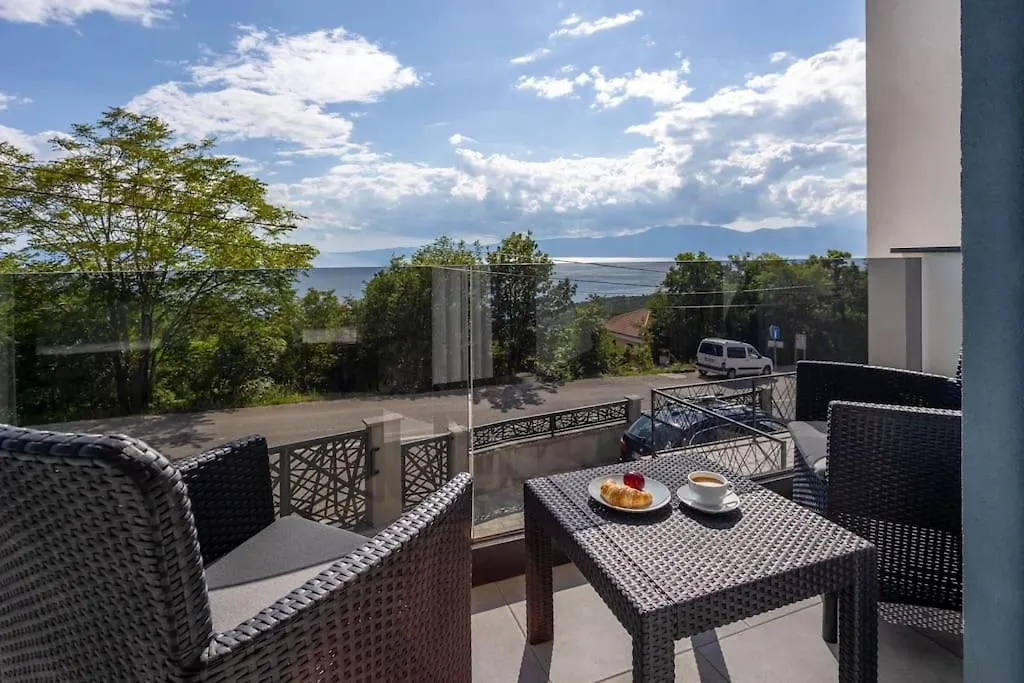 Villa Dijana - Panoramski Pogled Na More Kostrena Croatia